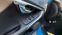 Volvo V40 - foto 16