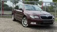 Skoda Superb - foto 2
